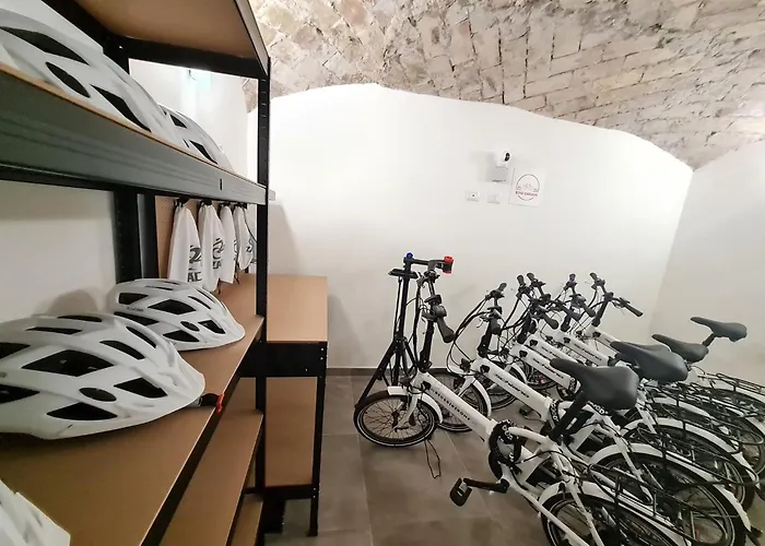 Bed and Breakfast Bed&Bikerome Giulio Cesare